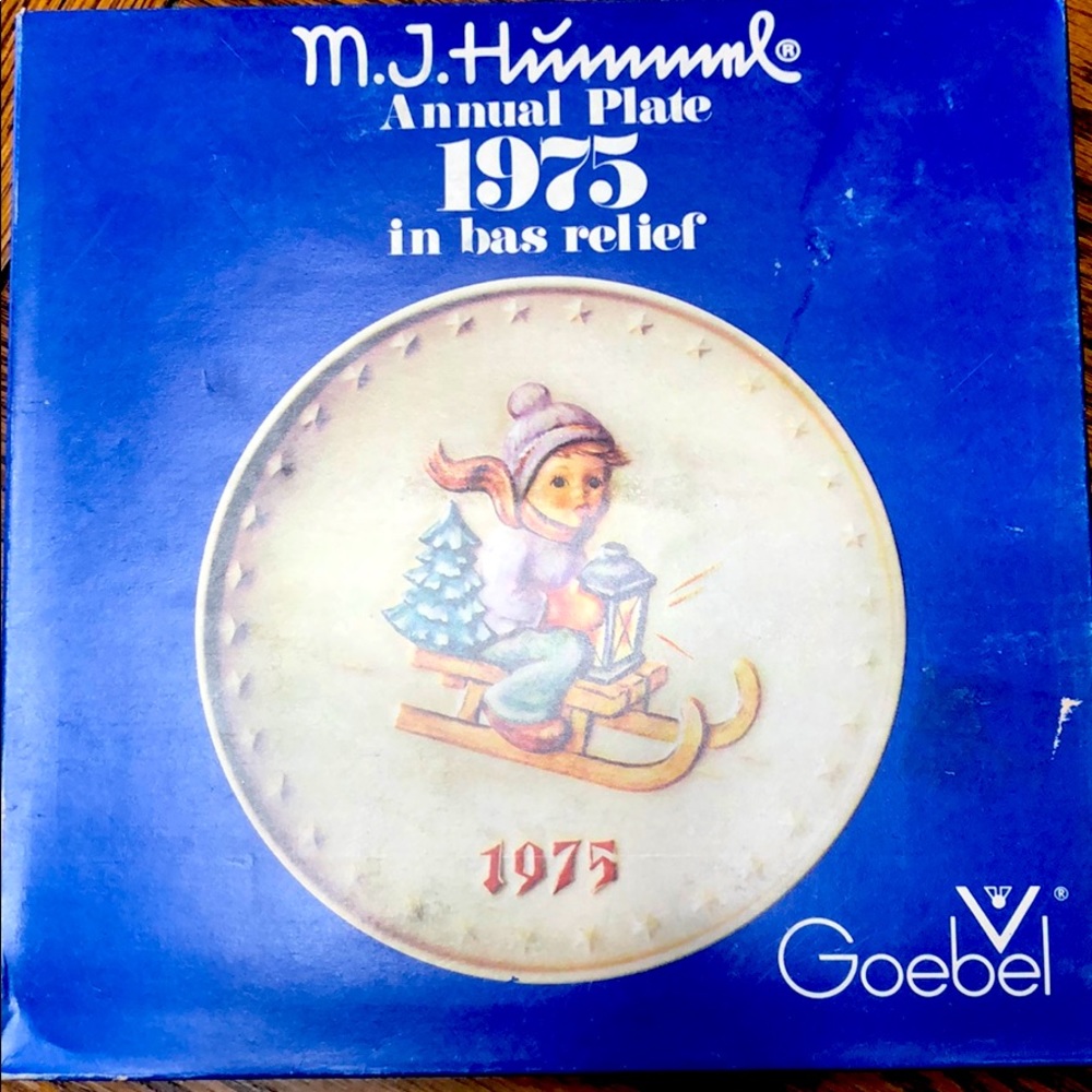 MJ Hummel annual plate 1975